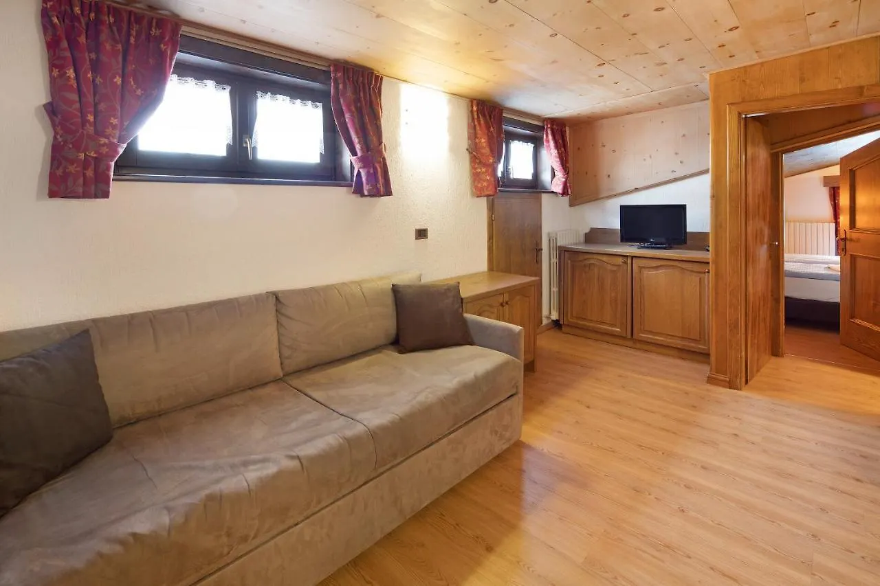 Casa San Marco N 10 Apartment Livigno Italy